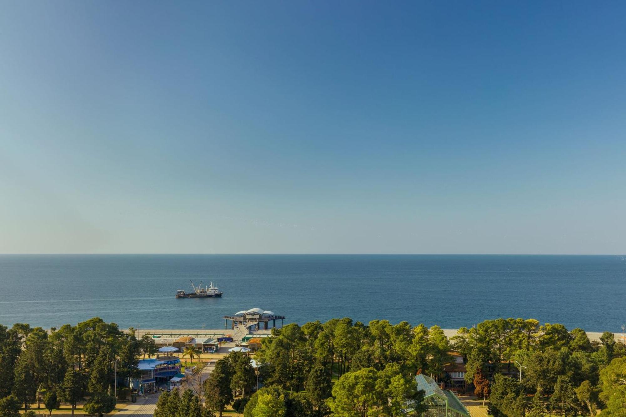 Le Meridien Batumi Exteriör bild