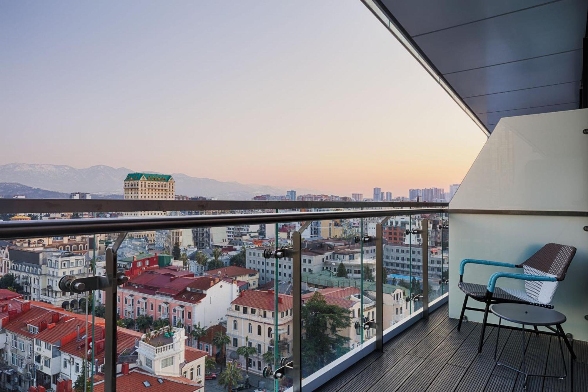 Le Meridien Batumi Exteriör bild